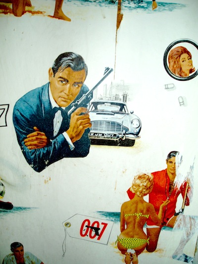 behang James Bond Thunderball